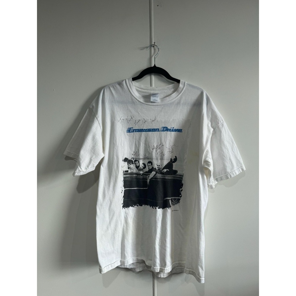 Emerson Drive Shirt Mens XL White‎ Gildan Band Photo Graphic Signed T-Shirt